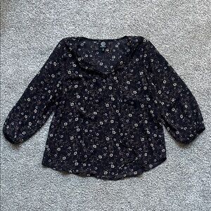 Chic Black Floral Blouse